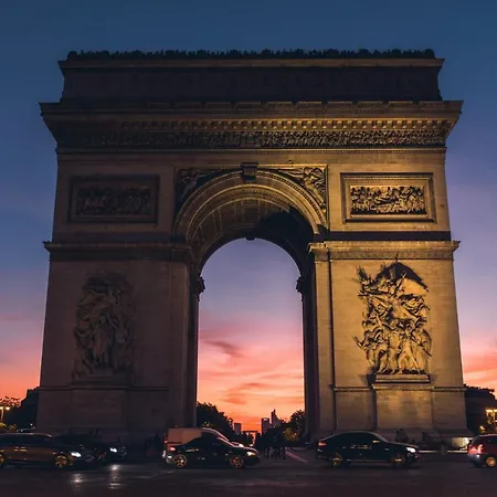 فندق سيتيزنم باريس لا ديفونس نانتير