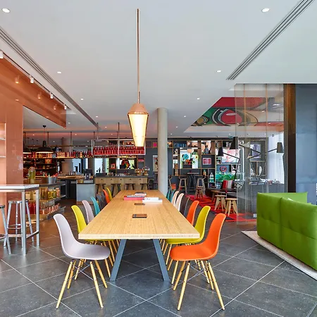 سيتيزنم باريس لا ديفونس فندق نانتير