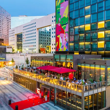 سيتيزنم باريس لا ديفونس فندق نانتير