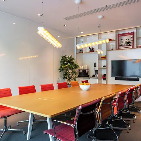 سيتيزنم باريس لا ديفونس 4* نانتير