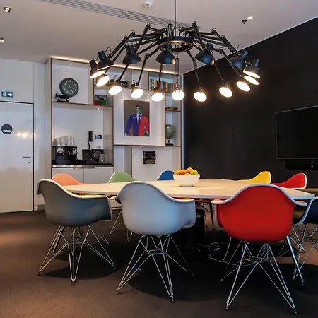 فندق سيتيزنم باريس لا ديفونس