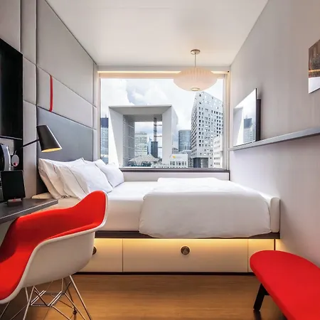 فندق سيتيزنم باريس لا ديفونس 4*