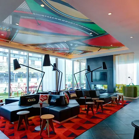 Hotel Citizenm Paris La Defense
