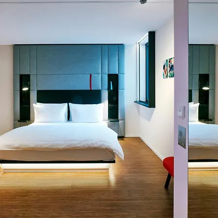 Citizenm Paris La Défense