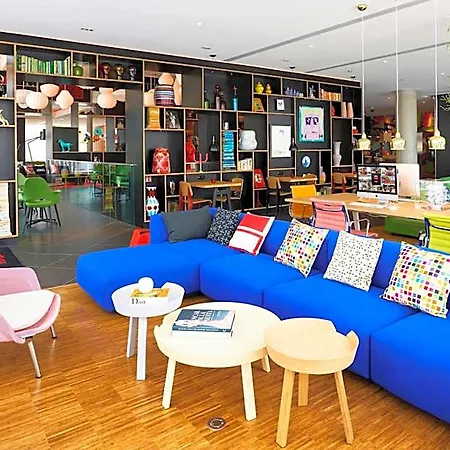 Citizenm Paris La Defense Hotel Nanterre