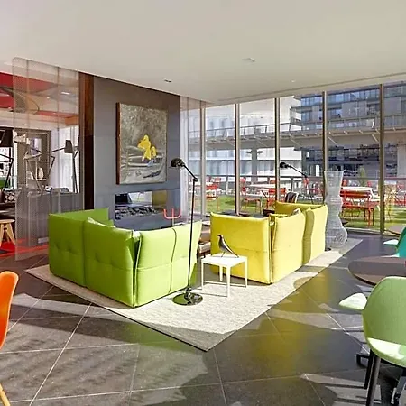 Citizenm Paris La Defense