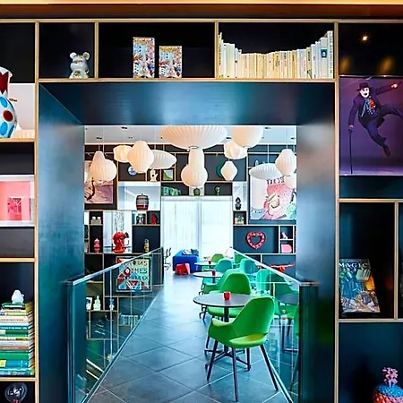Citizenm Paris La Défense Hotel