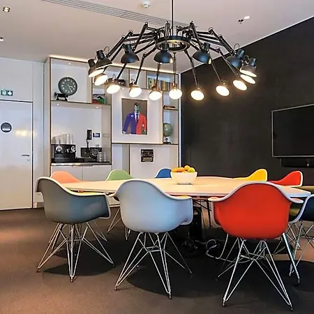 Citizenm Paris La Defense Hotel Nanterre