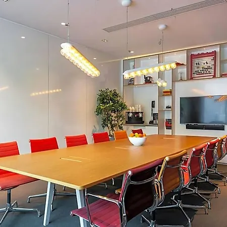 Citizenm Paris La Defense מלון נאנטר