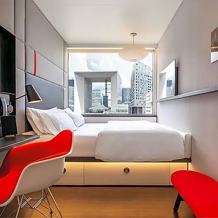 Citizenm Paris La Defense 4* נאנטר