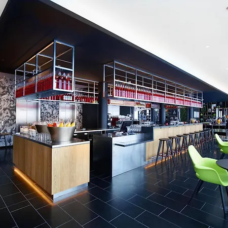 Citizenm Paris La Defense