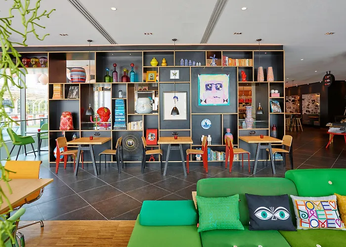 Citizenm Paris La Défense Hotel Nanterre