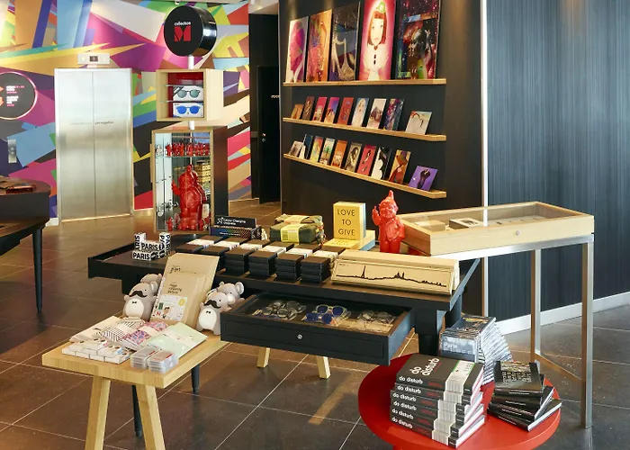 Citizenm Paris La Défense Hotel 4*