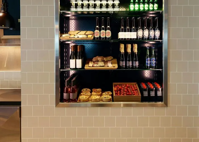 Citizenm Paris La Défense Hotel 4*