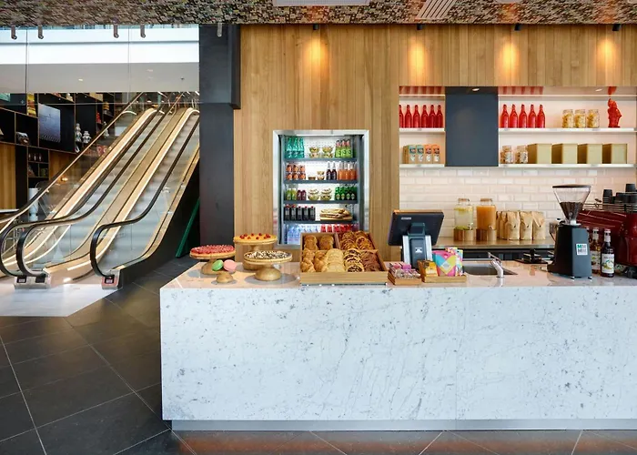 Citizenm Paris La Défense 4*