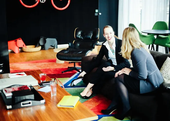 Hotel Citizenm Paris La Défense Nanterre